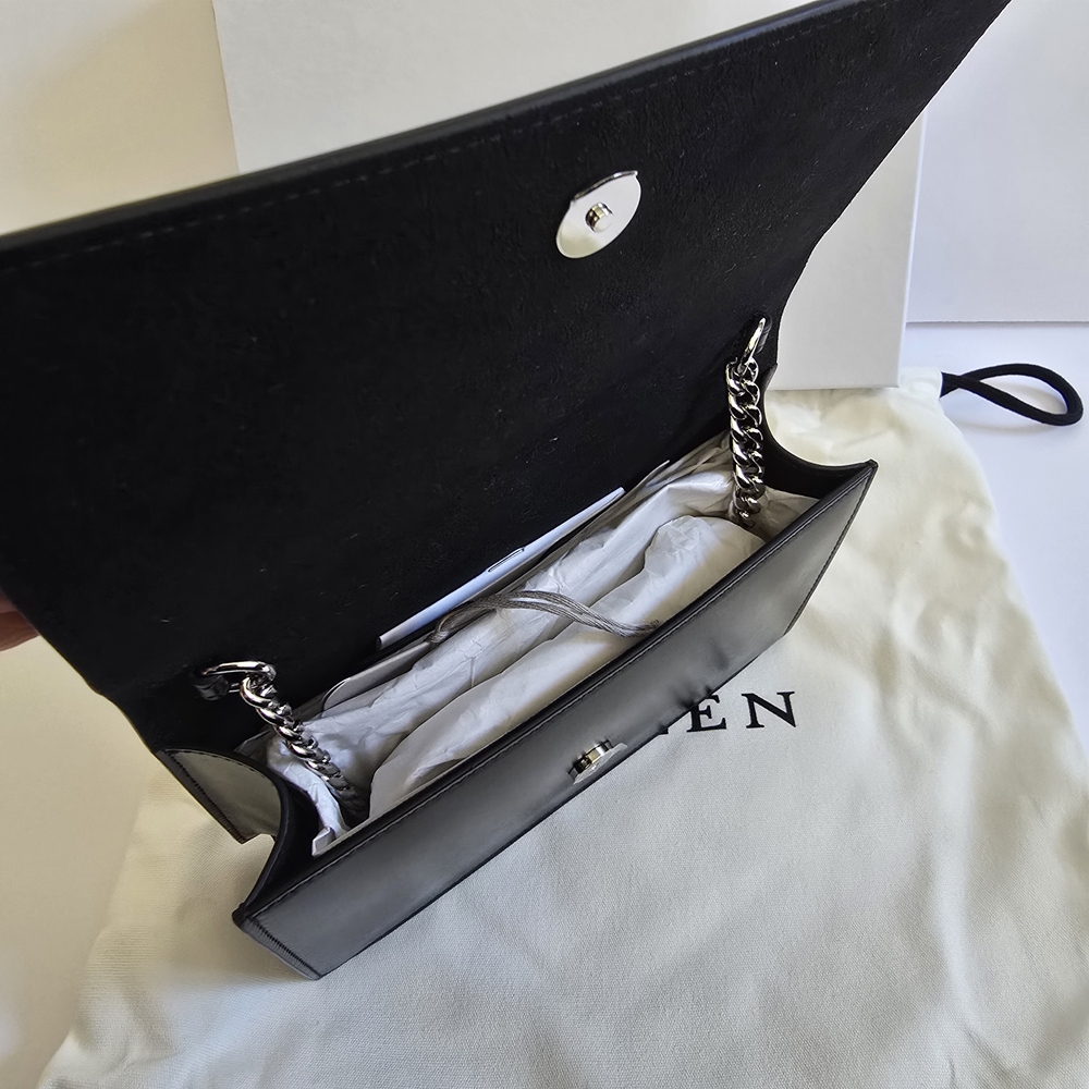 Alexander McQueen Skull Leather Crossbody Black - Picture 7 of 14
